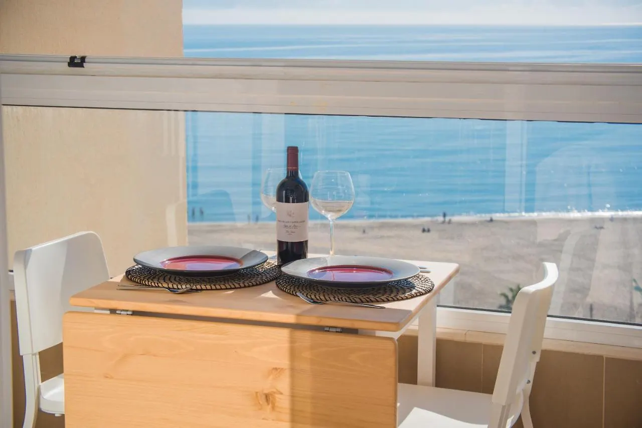 Bonito Estudio A Pie De Playa Benalmadena 0*,