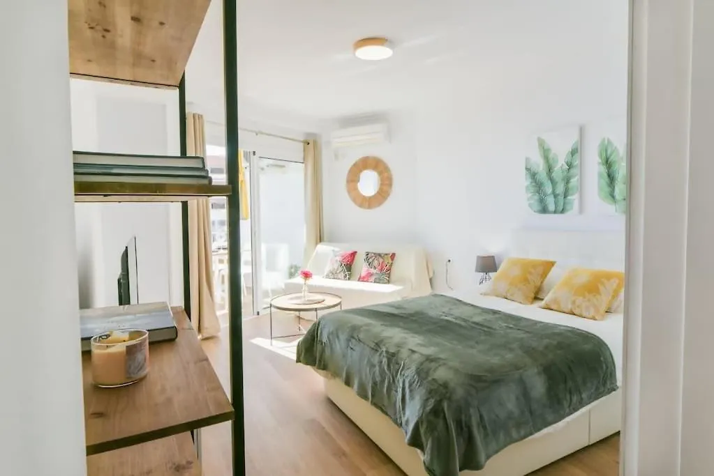 Apartment Bonito Estudio A Pie De Playa Benalmadena Spain