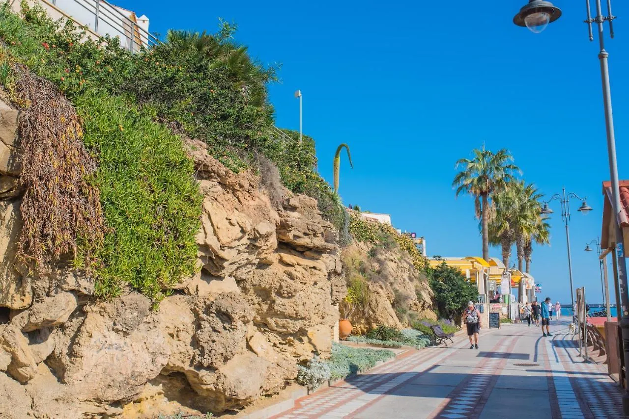 Apartment Bonito Estudio A Pie De Playa Benalmadena