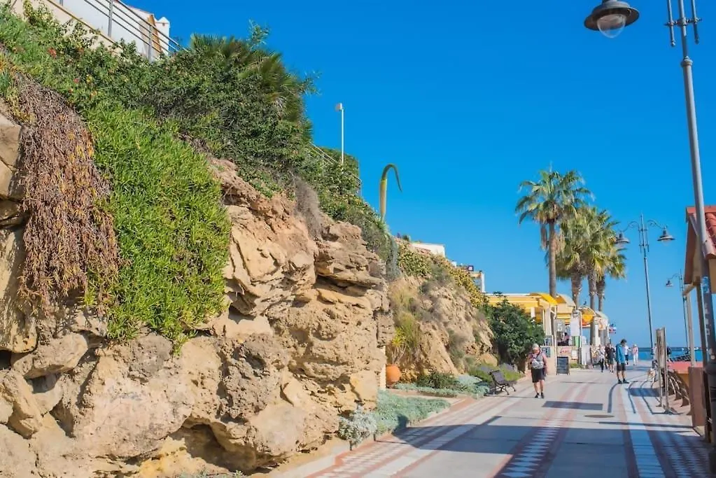 Bonito Estudio A Pie De Playa Benalmadena Apartment
